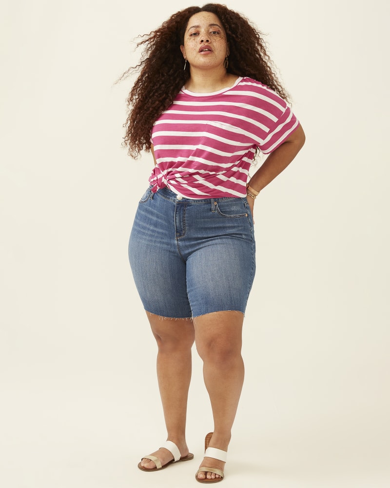 Plus size model with pear body shape wearing Cara High Rise Bermuda Short by Meri Skye | Dia&Co | dia_product_style_image_id:193743